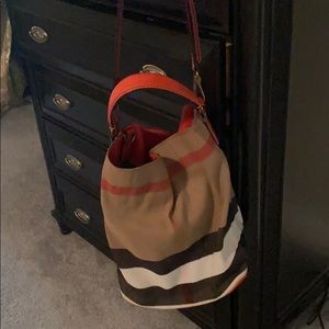 Burberry House Check Ashby Hobo Bucket Bag